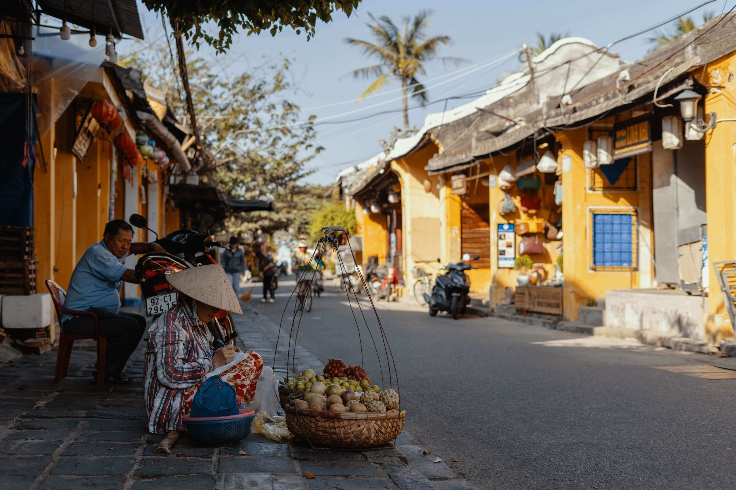 Vendor-Hoian-Vietnam-Youintravel